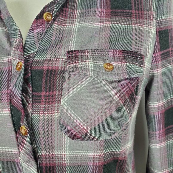Passport Plaid Button Down Roll Tab Sleeve Shirt Women's Small B1324 - Picture 7 of 11